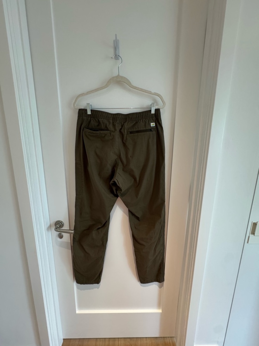 Vuori Olive Green Cargo Pants - Picture 5 of 7